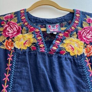 Johnny Was Size M Embroidered Linen Mini Dress